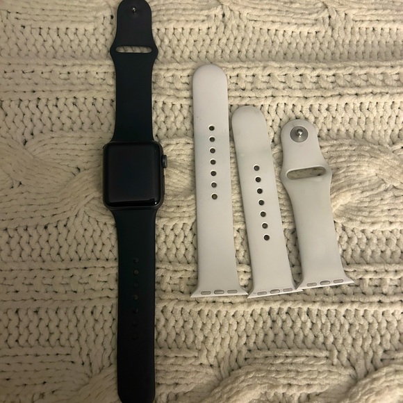 Apple Accessories - series 3 apple watch